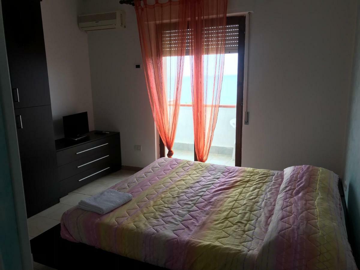 Hotel Cicasub Crotone Exterior foto